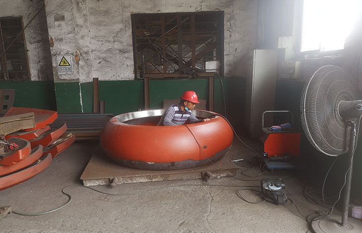 【潤(rùn)康】告訴您為什么這里的高鉻輥套用不壞？