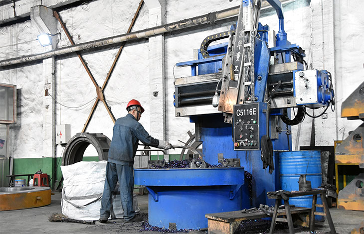 【潤康】分享：立磨輥套、磨盤襯板磨損修復(fù)是難題嗎？